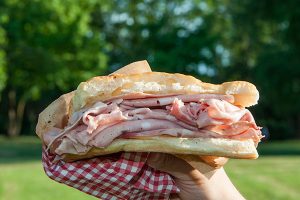 fette mortadella di cinghiale al tartufo